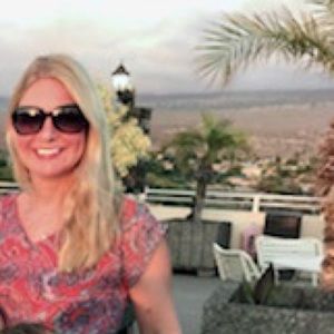 Meet your Posher, Angela